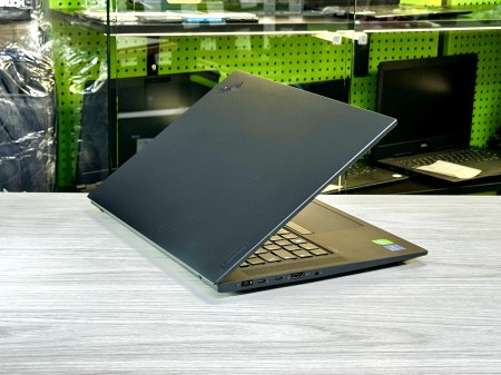Lenovo Thinkpad P1 Gen6 5